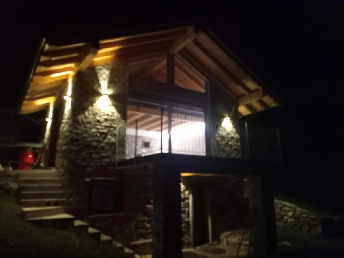 Casa Vacanze Ca'Del Miro Montemezzo Bugiallo